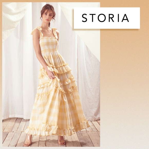 Storia Dresses & Skirts - 🌴 Storia Sunny Days" Beautiful Tiered Ruffled Smocked Bodice Lined Maxi Dress